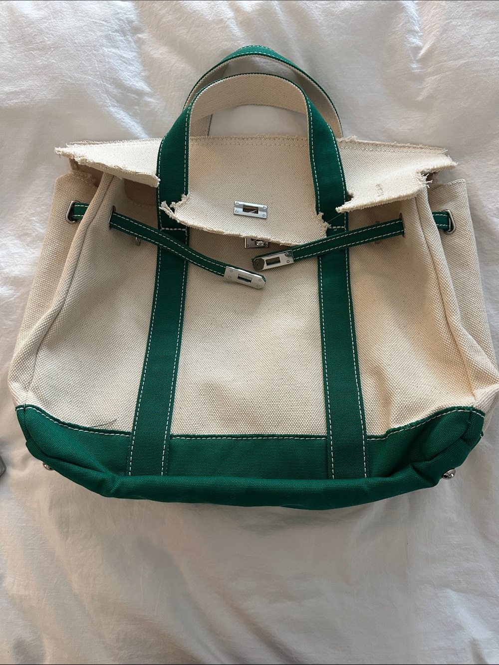 Cream Canvas Tote with Green Trim - Viral Boat-kin